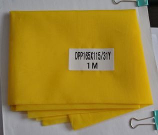 Malla del poliéster del monofilamento de la impresión de pantalla de seda, amarillo extensible del paño de empernado de 165T -31