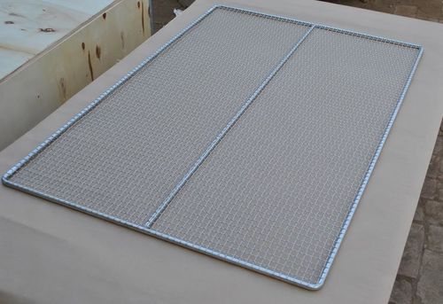 Latest company news about 500 pedazos del Bbq de la bandeja grande de la malla metálica para la hornada y la sequedad de la comida
