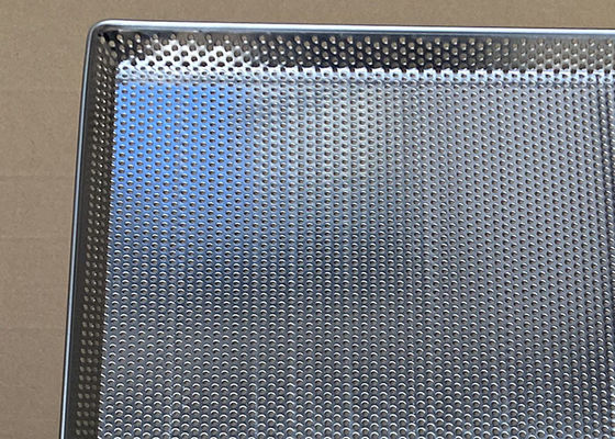 Un buen precio. Alambre Mesh Tray Perforated de la deshidratación de la aduana 304 en línea