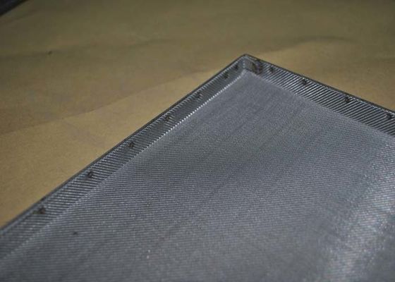 Un buen precio. bandeja de cable de la malla de alambre del acero inoxidable de 1-1.5m m para cocer resistente de alta temperatura en línea