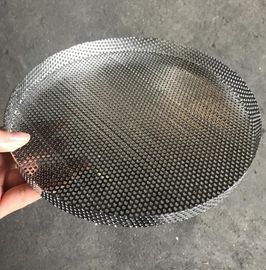 Un buen precio. Tratamiento de pulido del filtro del acero inoxidable 304 de la bandeja perforada de la malla en línea