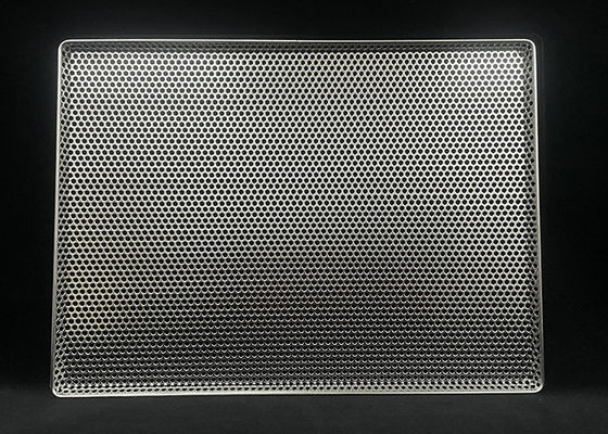 Un buen precio. Acero inoxidable de grado alimentario 304 316 bandejas de chapa metálica perforada para hornear secar enfriar en línea