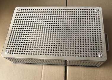 Un buen precio. Cesta de alambre perforada de metal de la autoclave del acero inoxidable para la esterilización médica en línea