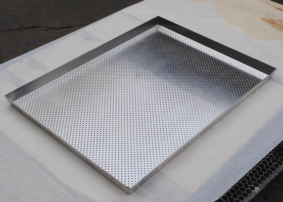 Un buen precio. metal de aluminio de 0.8m m que cuece los agujeros de la ronda de Tray Perforated Drying Pans With en línea