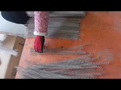 Producción de cinta transportadora de malla de alambre espiral de acero inoxidable