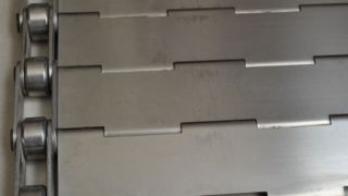 Cinta transportadora de viruta de placa de metal de alambrada de listón de acero inoxidable de metal para panadería de horno de galletas Anneali