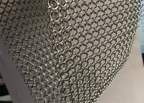 Un buen precio. traje protector de acero inoxidable de 3.81m m 7m m Ring Mesh Chainmail Mesh For Curtains en línea