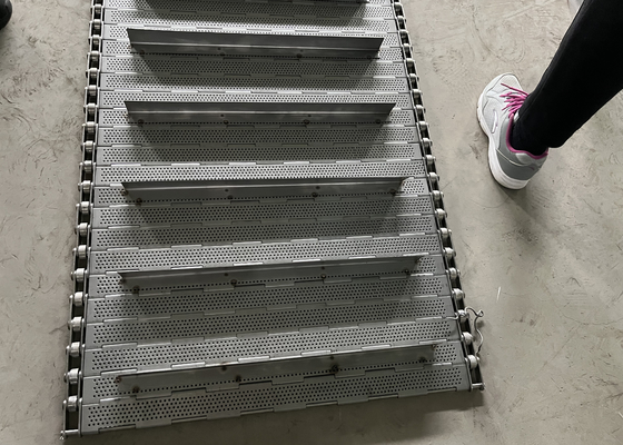 Un buen precio. Acero inoxidable 304/316 perforados del metal de Mesh Chain Plate Conveyor Belt del alambre en línea