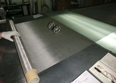 Un buen precio. Malla de alambre de alta resistencia para Industray que filtra, tamaño del acero inoxidable de la perforación rectangular en línea