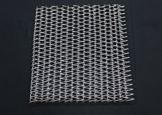 Un buen precio. Metal de acero inoxidable de Mesh Conveyor Belt 201 de encargo del alambre plano de la categoría alimenticia en línea