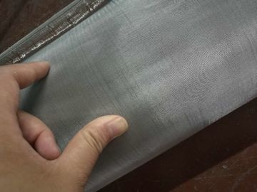Un buen precio. Utilizado para la pantalla de malla de alambre del acero inoxidable de la batería solar con la Calor-fusión resistente en línea