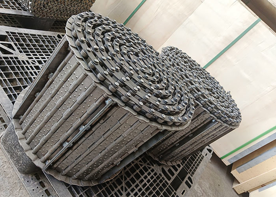 Un buen precio. Sistema de Cinturón transportador Cinturón transportador de cadena de acero para transportador de chips Cinturón de máquina CNC Cinturones articulados en línea