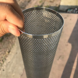 Un buen precio. Cartucho perforado del tubo filtrante de pantalla de malla/pantalla de filtro cilíndrica de malla metálica en línea