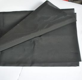 Un buen precio. Malla 32t - anchura del poliéster del monofilamento del negro de la alta tensión de DDP de 200t el 115-365cm en línea