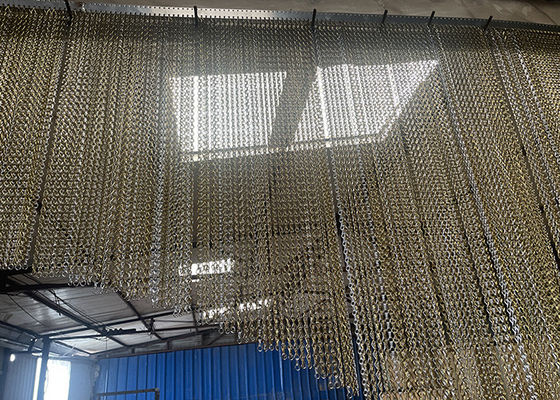 calidad Cortina decorativa colgante de malla metálica de aluminio con accesorios Fábrica