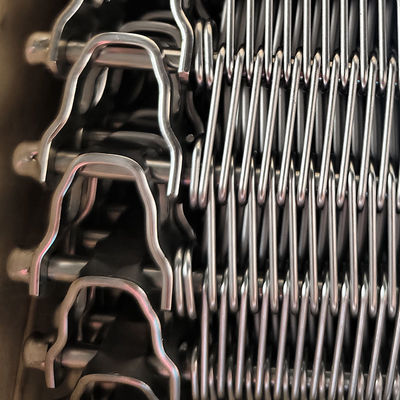 Línea de túnel de enfriamiento de pan y alimentos, cinta transportadora de malla y cadena para galletas y bizcochos