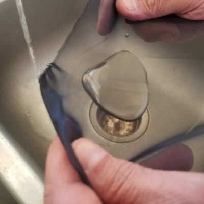 Un buen precio. Tejido de malla filtrante de poliéster micronizado con tratamiento hidrofóbico negro en línea