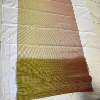 Un buen precio. Cortina de cadena de aluminio, tela decorativa para pañerías, malla de alambre, cortina de techo de malla en espiral en línea