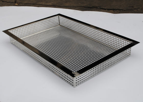 Un buen precio. Alambre de acero inoxidable perforado Mesh Trays del grueso de 0.8m m que cuece en línea
