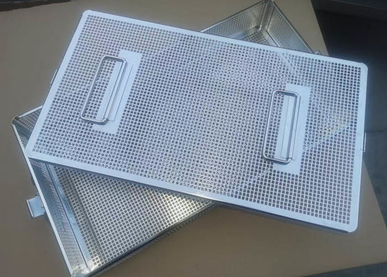 Un buen precio. 316 autoclave de acero inoxidable perforada Tray For Medical Sterilization en línea